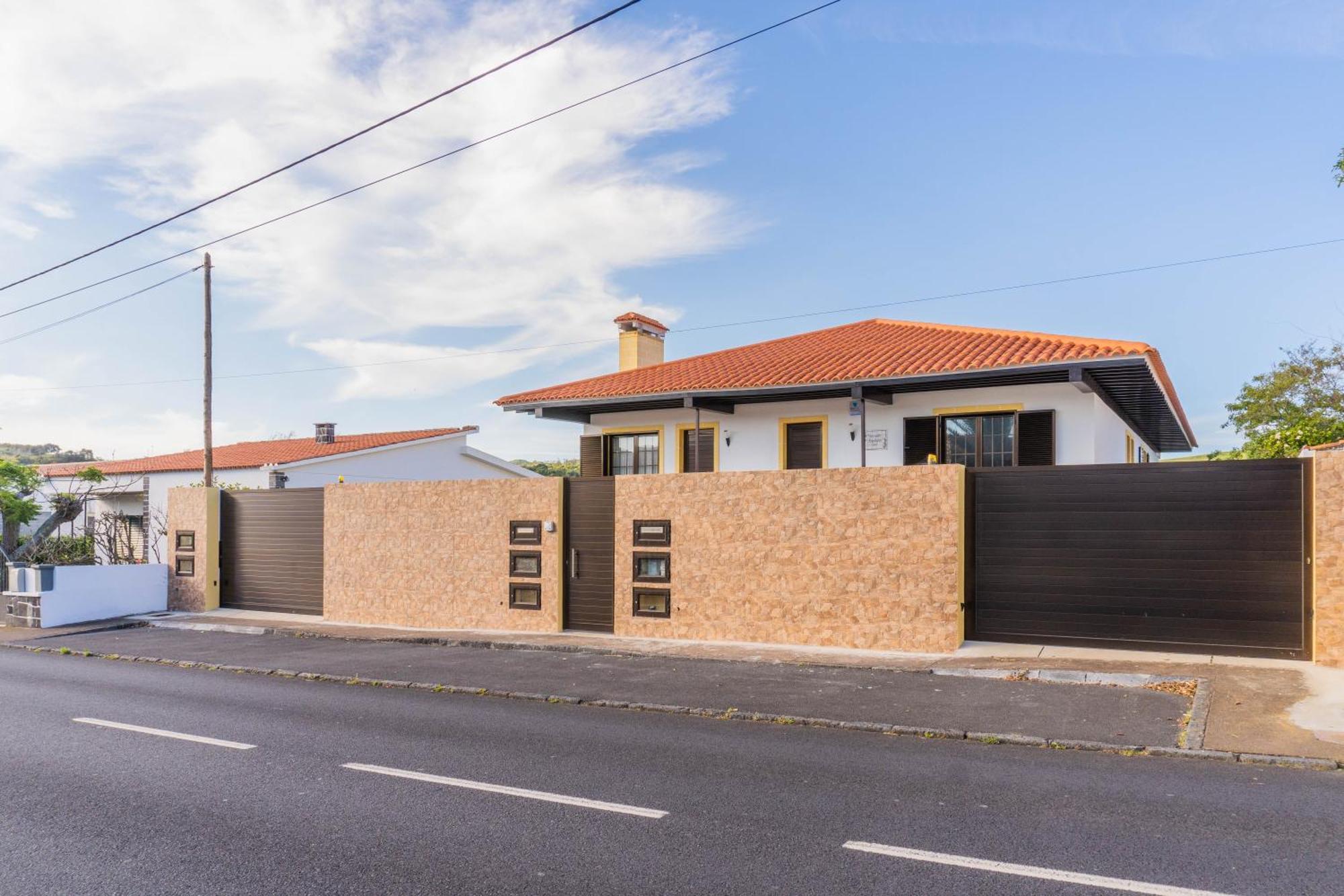 Pinheiro SUN&BEACH House Ponta Delgada - Açores Exterior foto