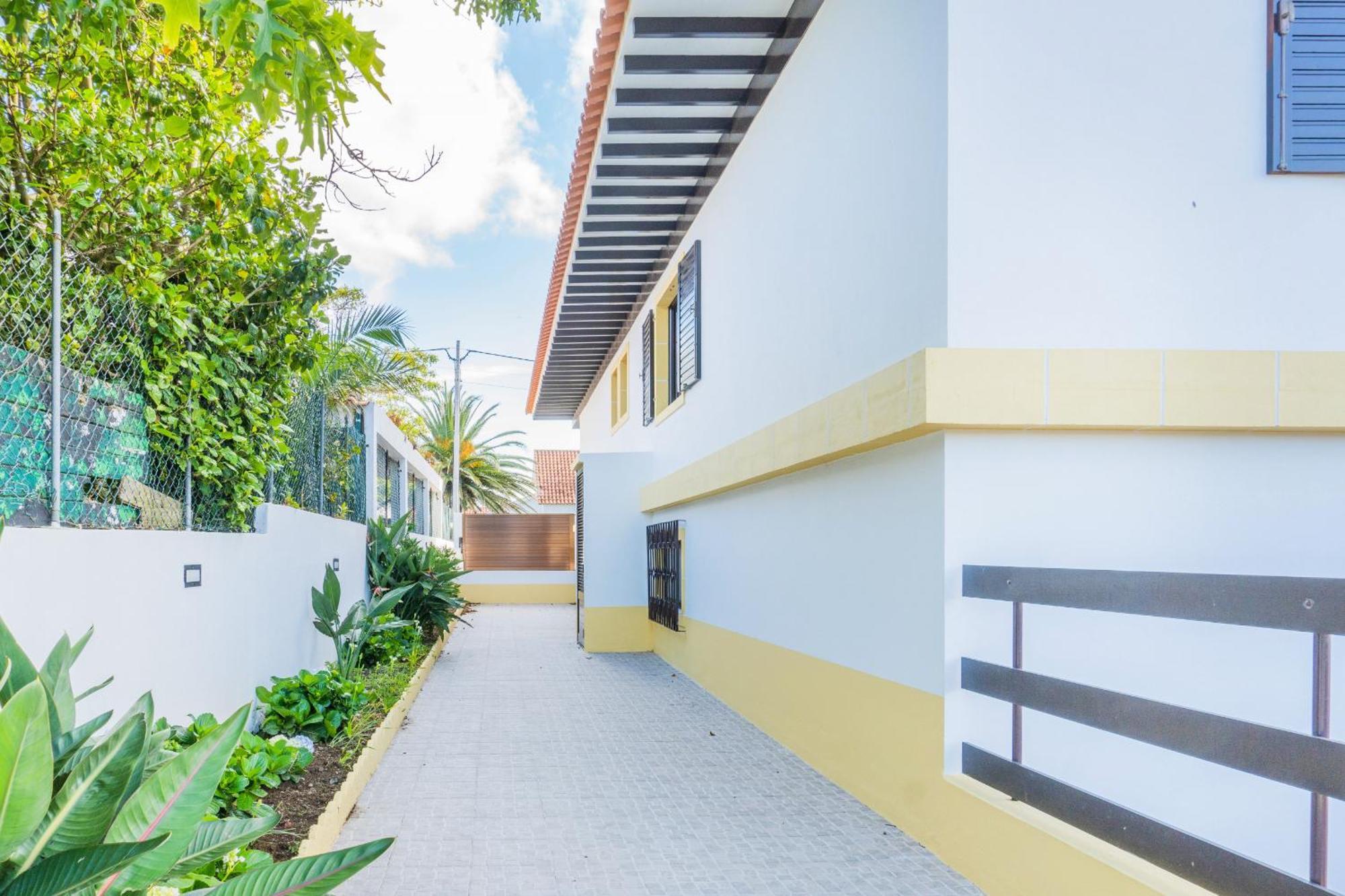Pinheiro SUN&BEACH House Ponta Delgada - Açores Exterior foto